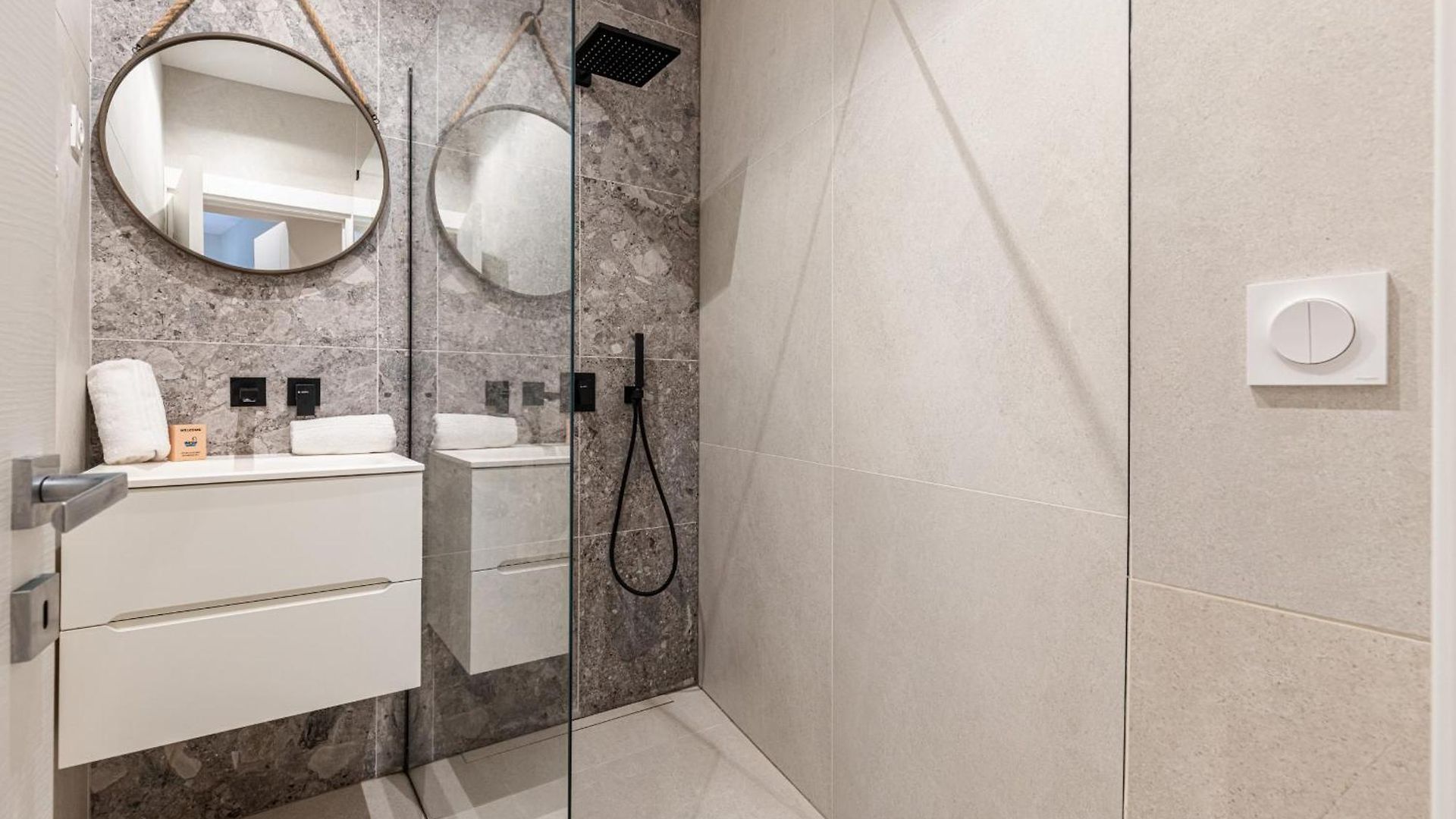 Charming 1 Bdr Apartment