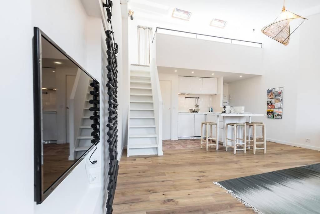 Malonat Duplex - Old Town Apartment