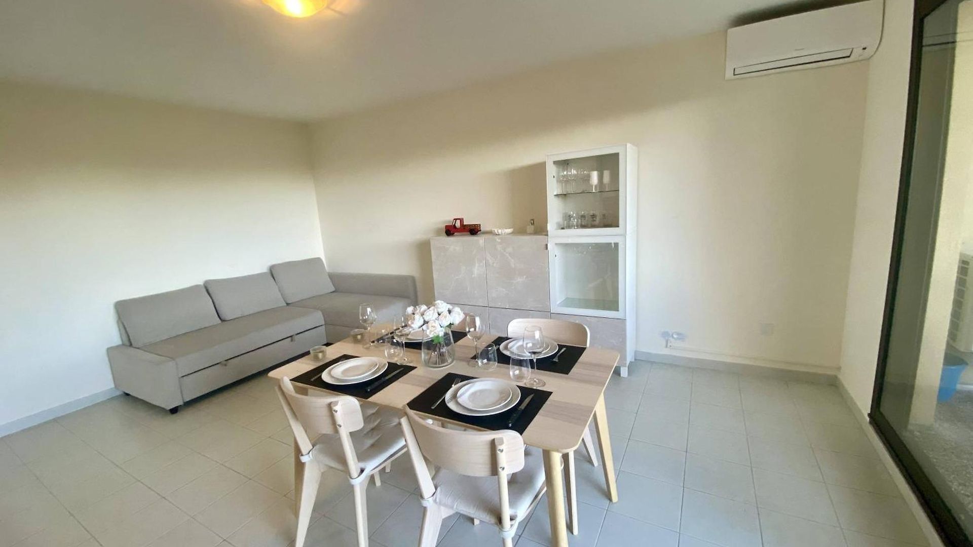 Appartement Ouest- 2p Au Calme, Piscine, Ac Nice