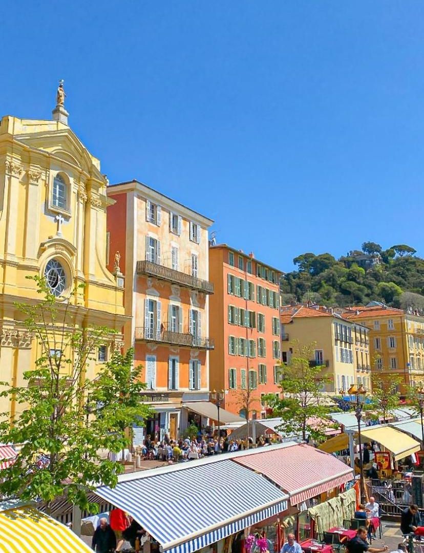 4 Couchages Idealement Place Promenade Des Anglais / Cours Saleya *