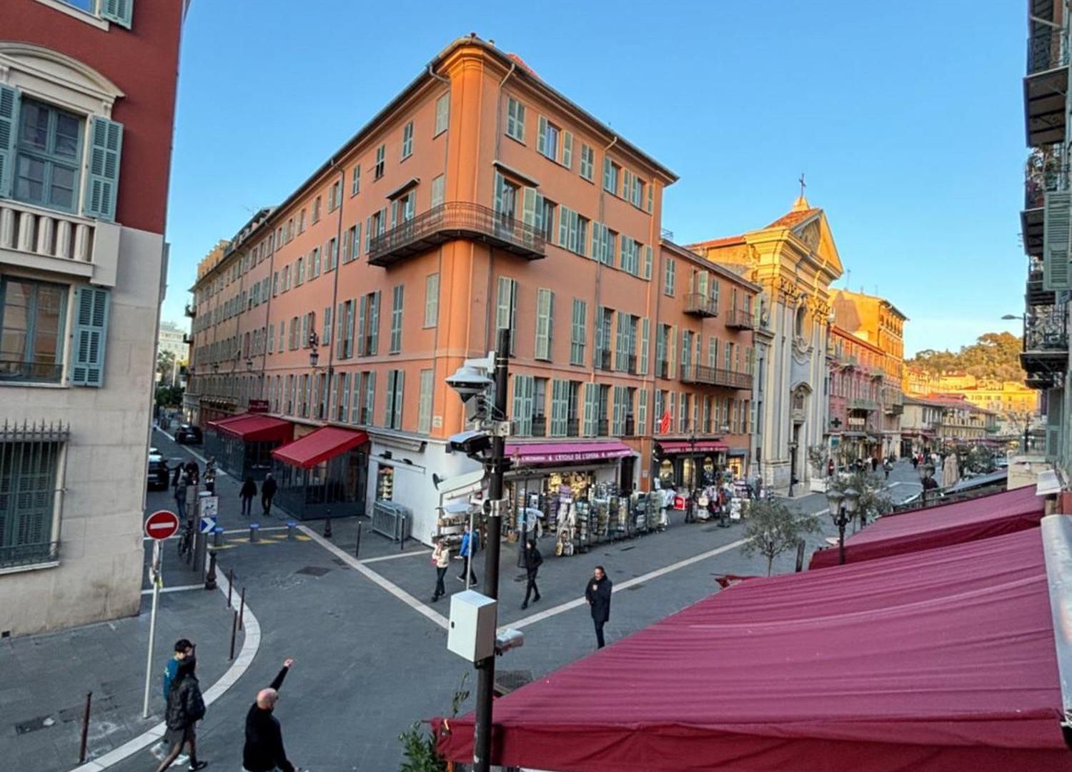 Appartement 4 Couchages Idealement Place Promenade Des Anglais / Cours Saleya Nice