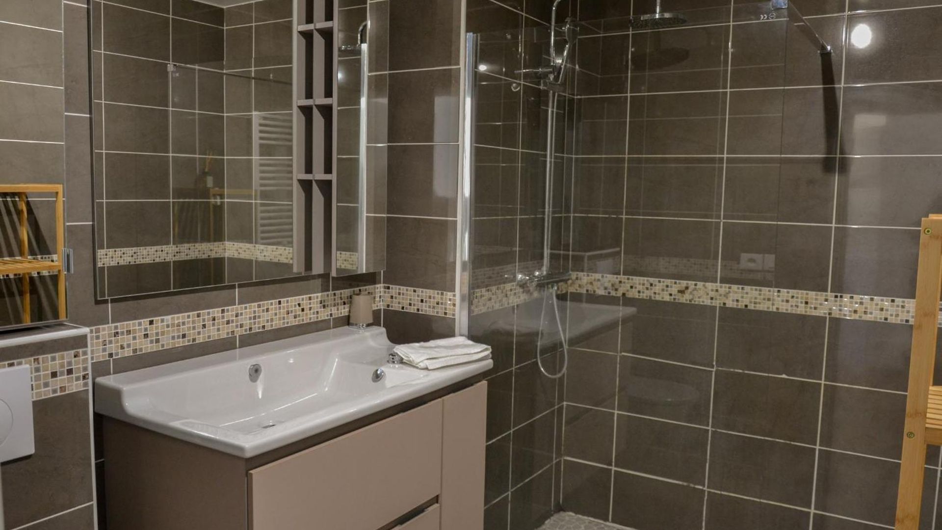 Appartement Superbe 3 Pièces Jardin Piscine *