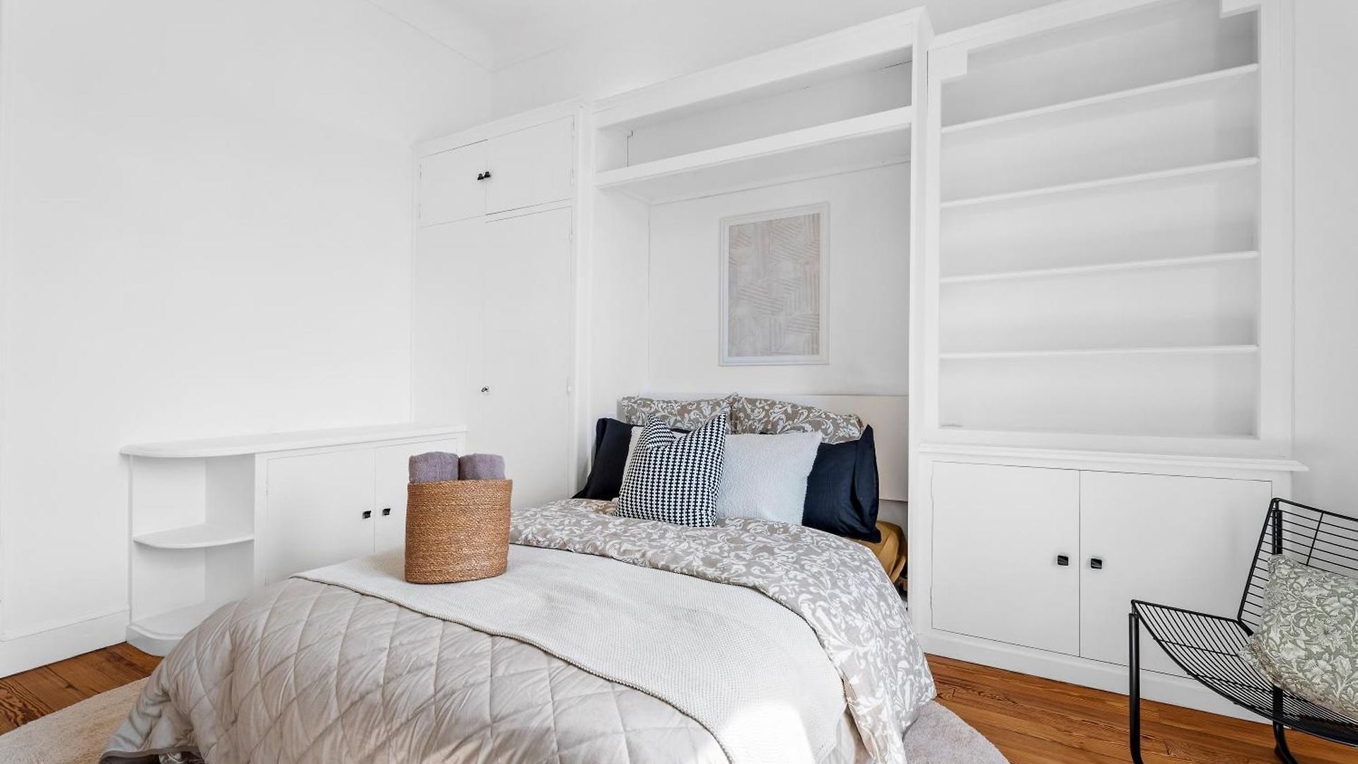 Renting - Foch - Luxury Bourgeois & Design At The Heart Of