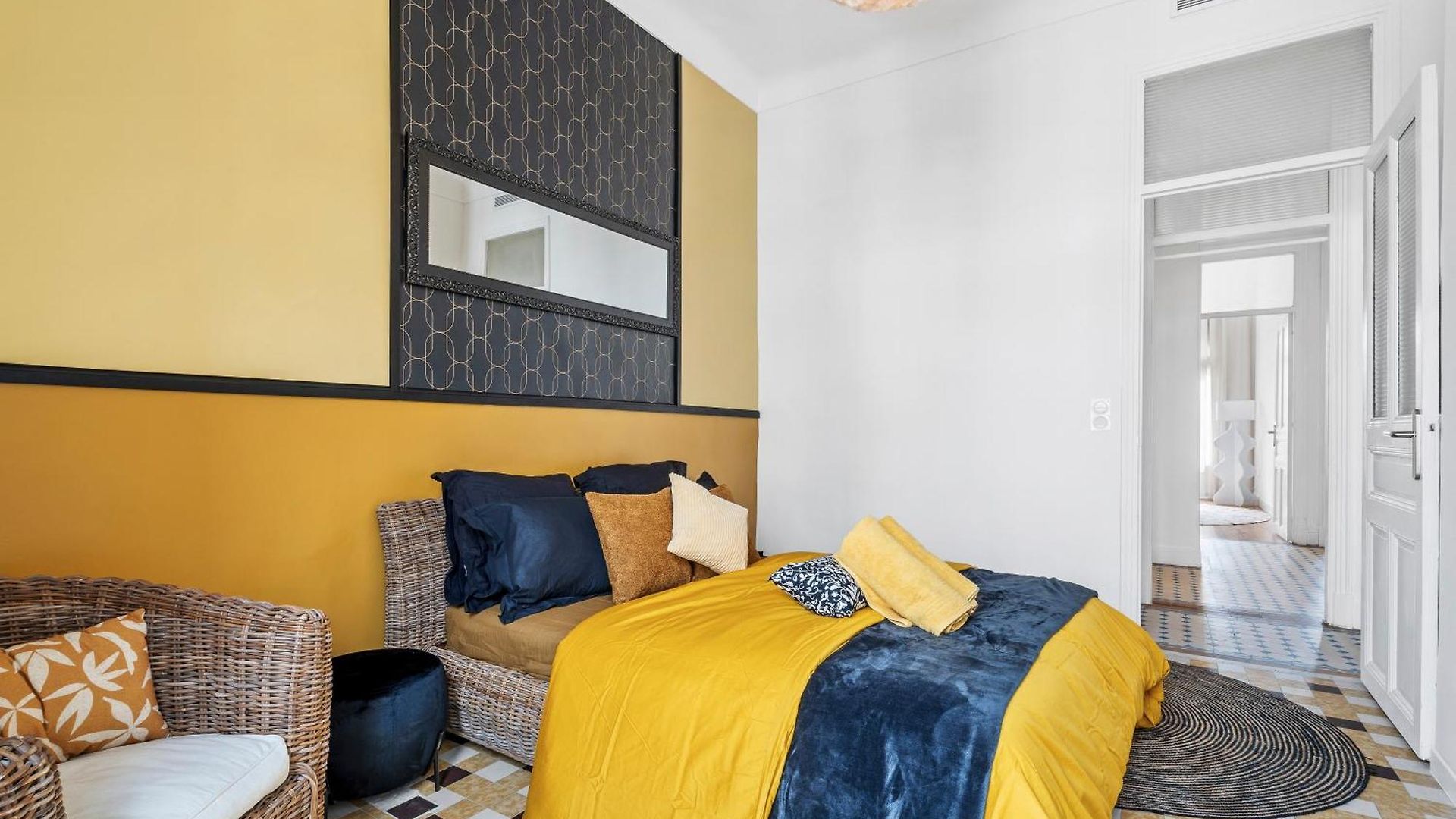 Renting - Foch - Luxury Bourgeois & Design At The Heart Of *