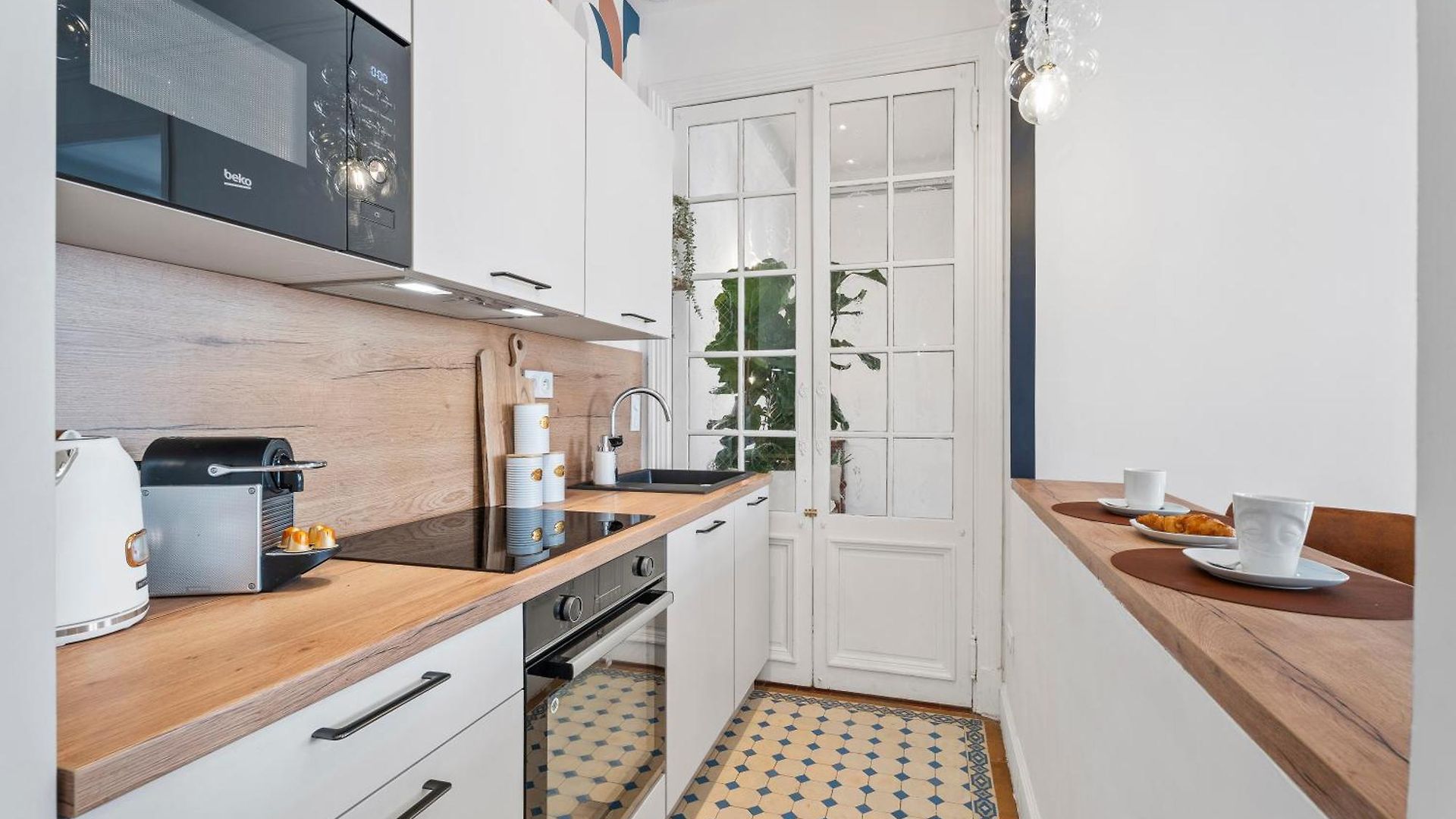 Renting - Foch - Luxury Bourgeois & Design At The Heart Of *