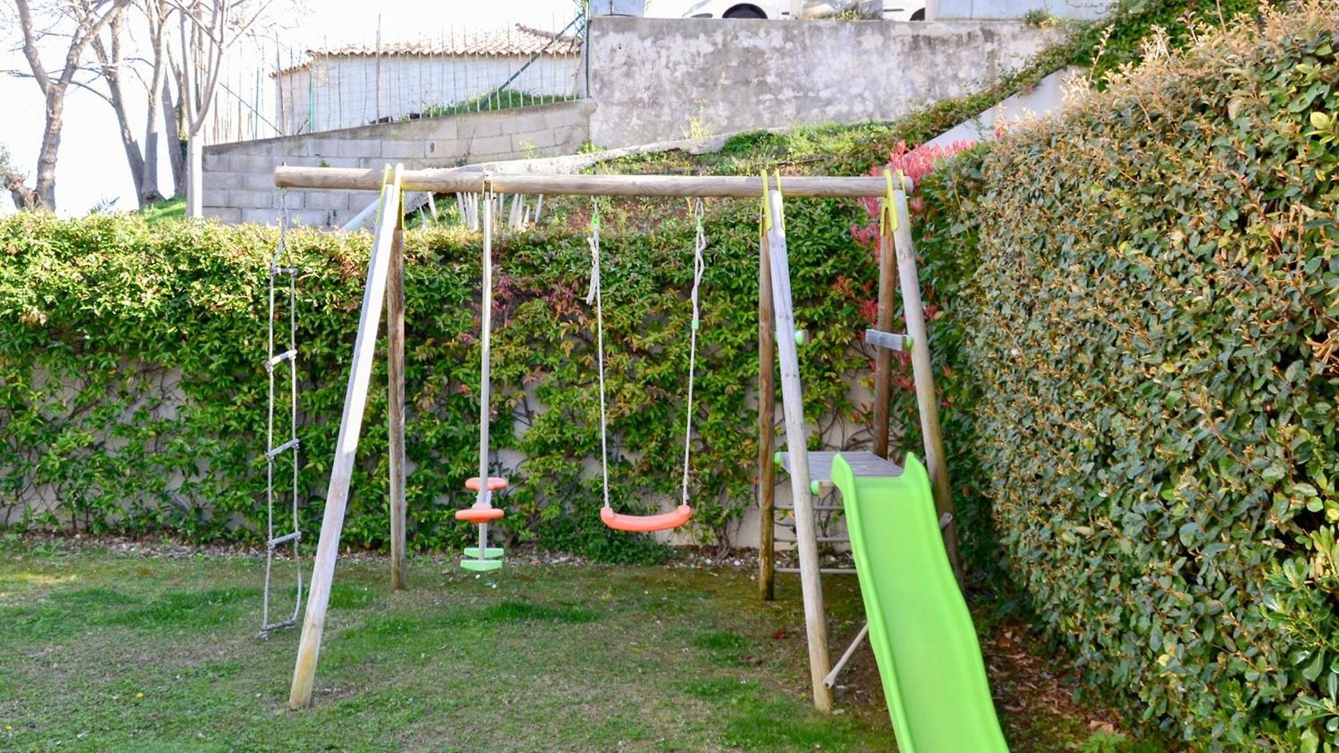 Superbe 3 Pièces Jardin Piscine Appartement