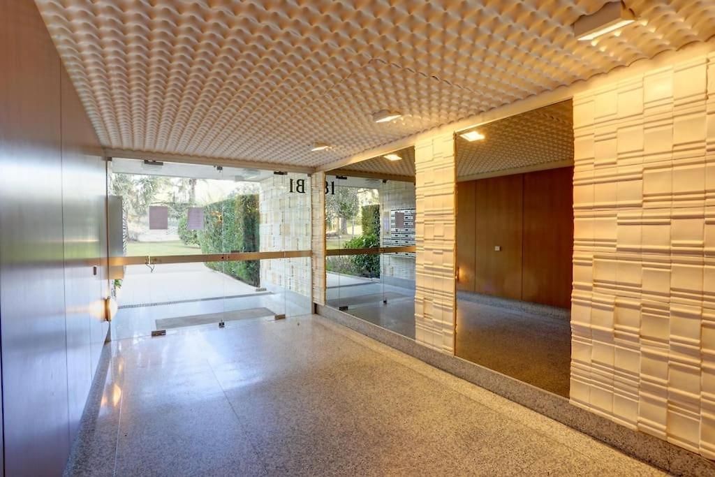 Appartement Pool Large Terrace Parking Air Conditioning 2 Bedrooms