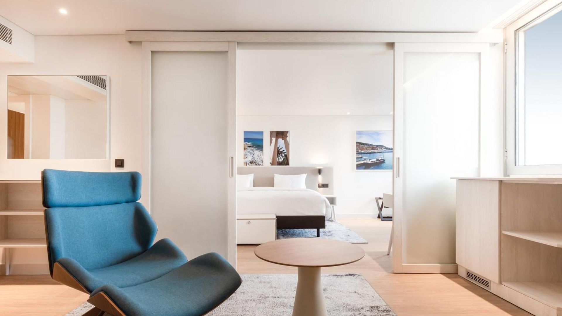 Radisson Airport Hotel 4*