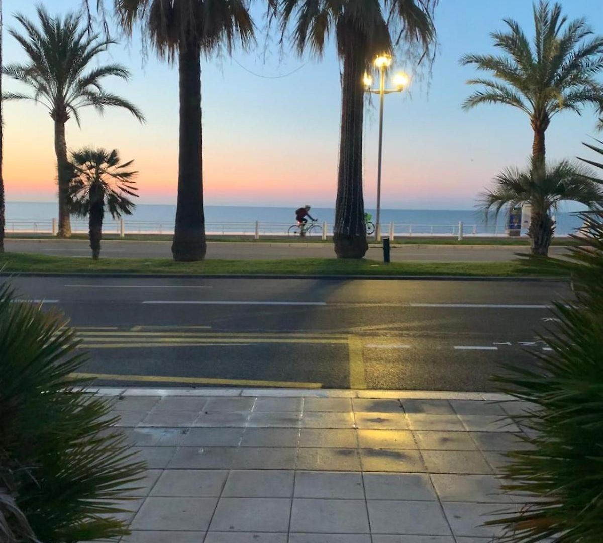 Hotel Flots D'azur Nice