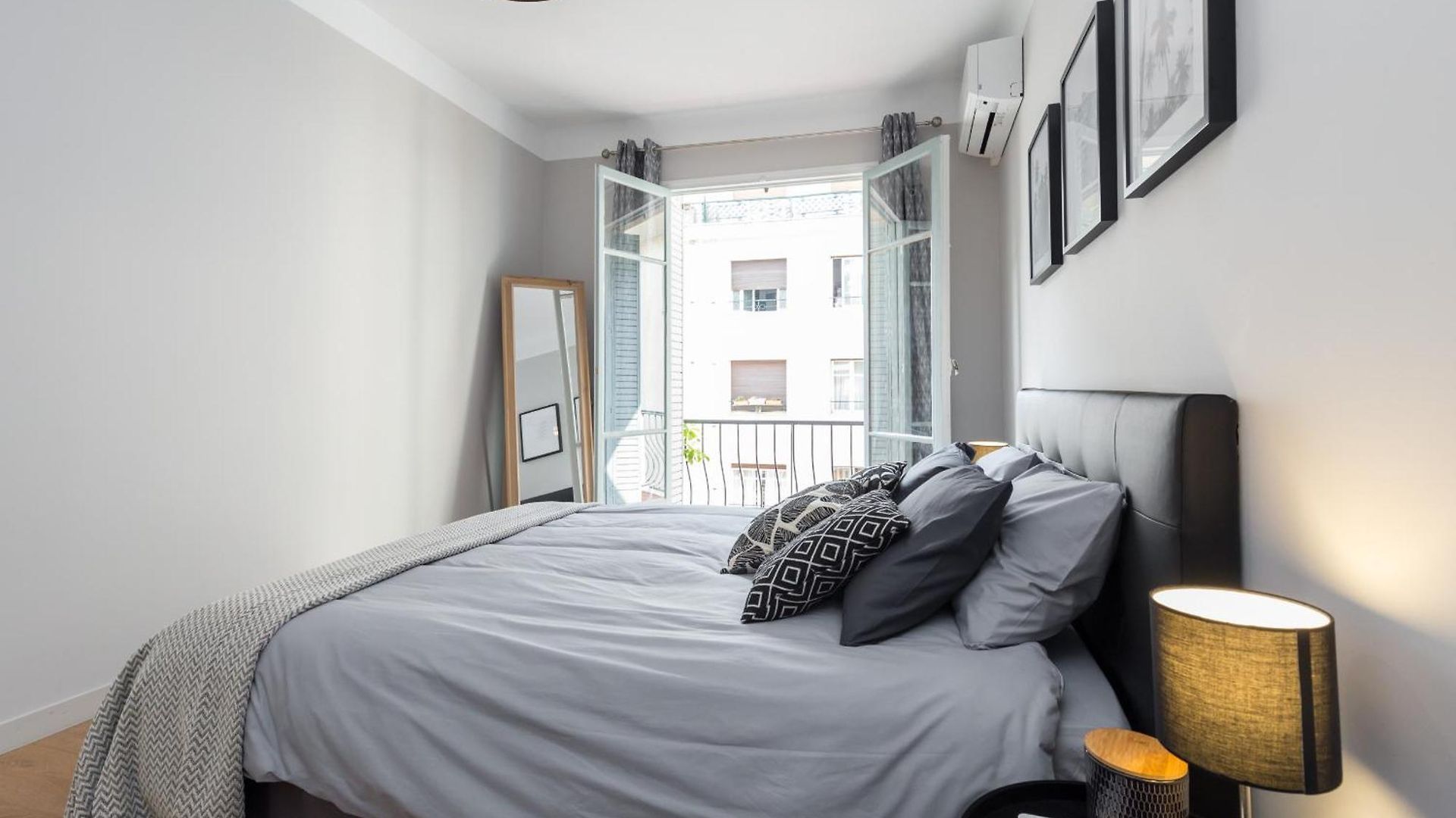Ultra Large 2 Bdr Near Massena Square Appartement Nice