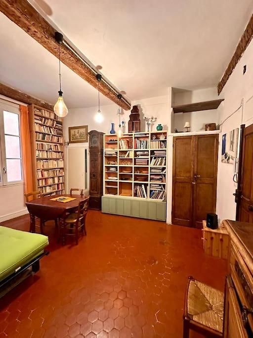 Appartement Abbaye - Spacieux Au Coeur Du Vieux-nice *