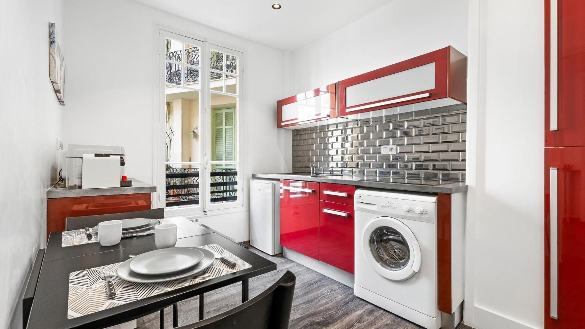 Renting - Paganini - New Lovely Cosy Flat In Heart Of Apartment *