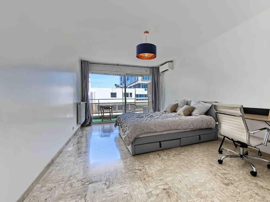 1 Min To Bedroom Flat With 2 Ac And Parking In Summer Appartement Nice