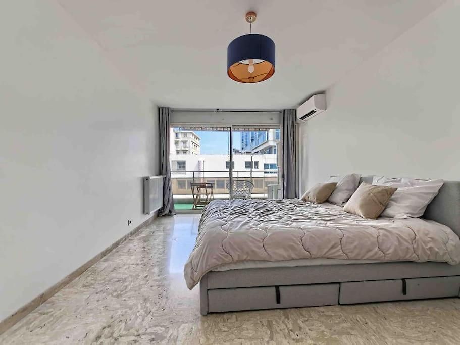 1 Min To Bedroom Flat With 2 Ac And Parking In Summer Appartement