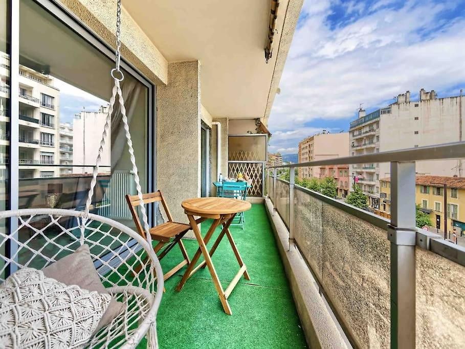 1 Min To Bedroom Flat With 2 Ac And Parking In Summer Appartement