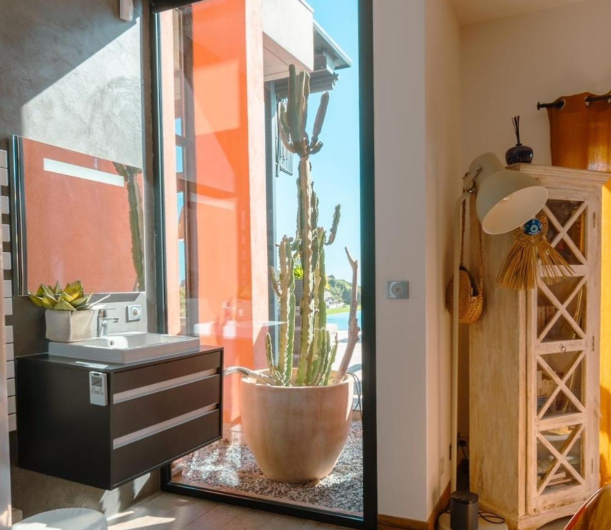 De Luxe Piscine Vue