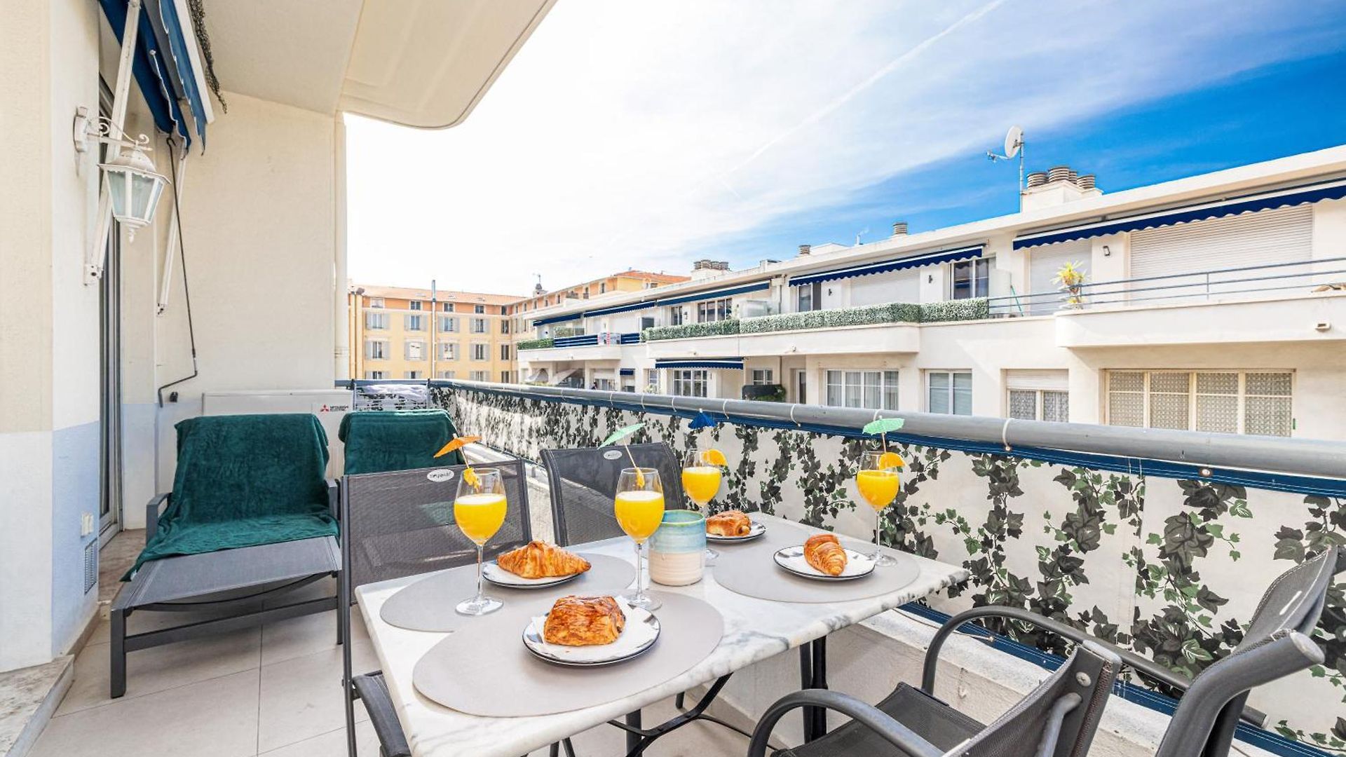 Royal Riviera