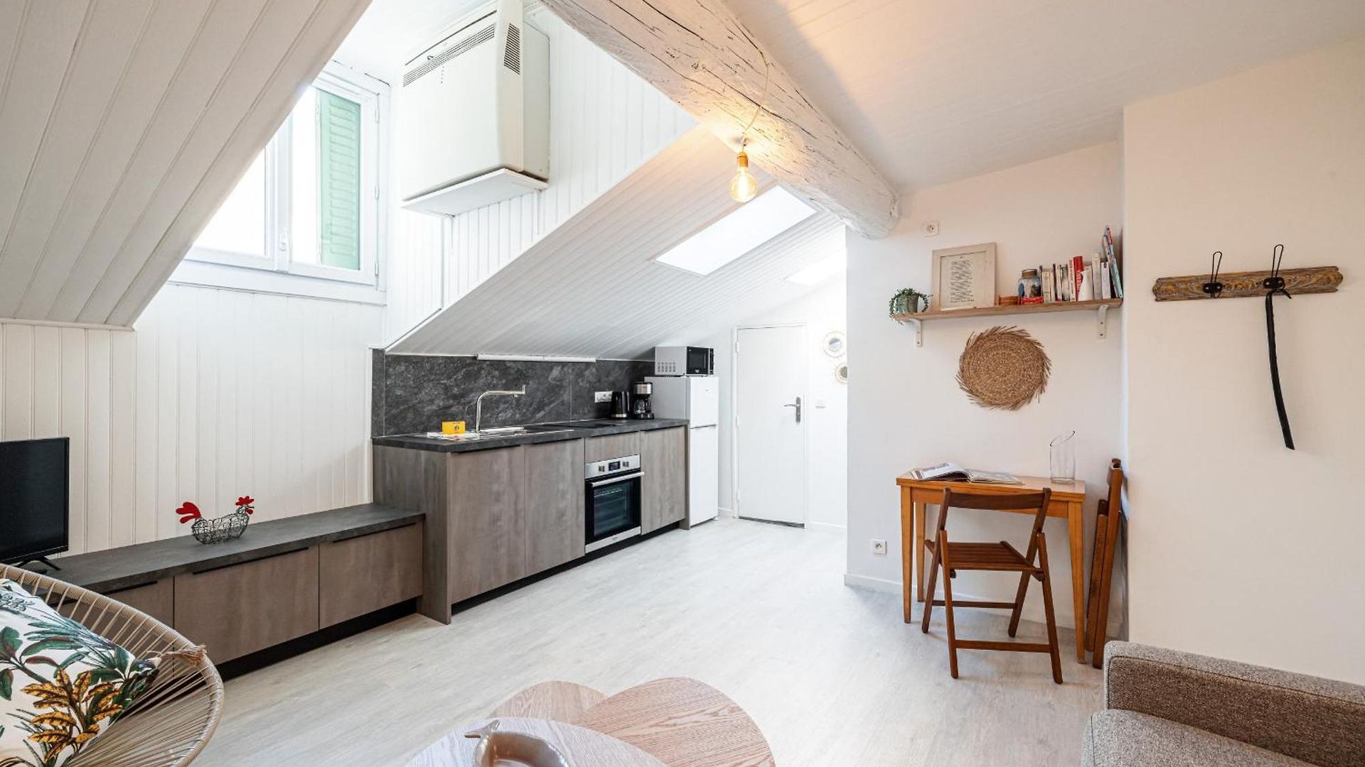 Quiet 1 Bdr At Port Appartement *