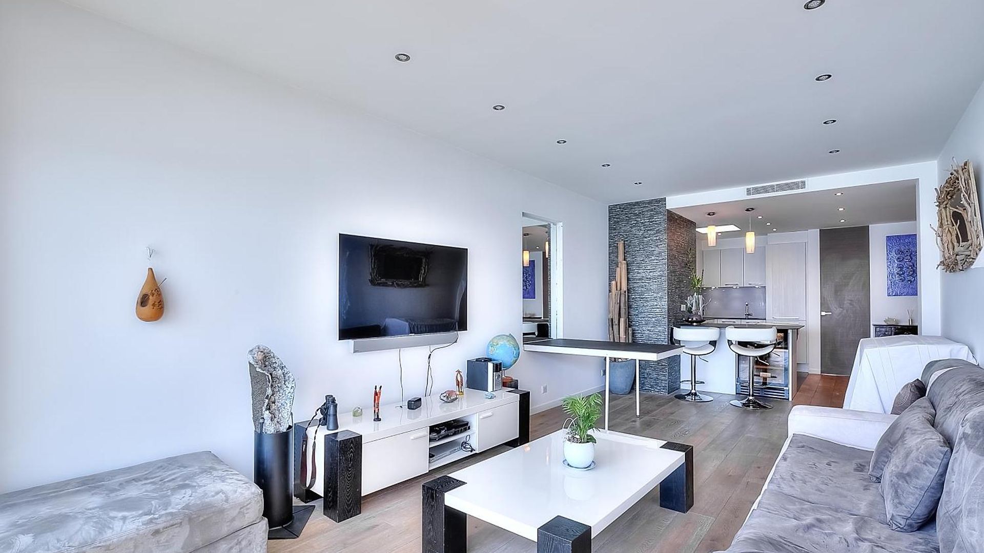 Appartement Le Florentina, Dernier étage Avec Terrasse, Vue Sur La Baie Des Anges *