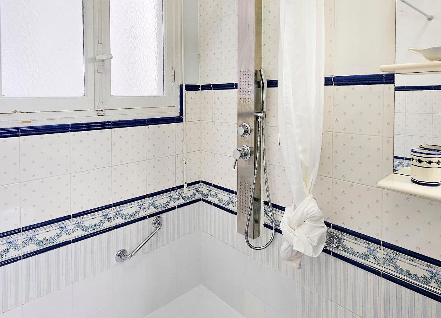 Appartement Vecchio Palais Mary Promenade 4 Pers Ac Wifi