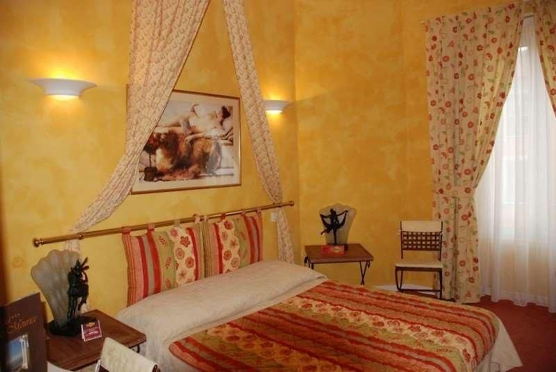 Le Meurice Hotel