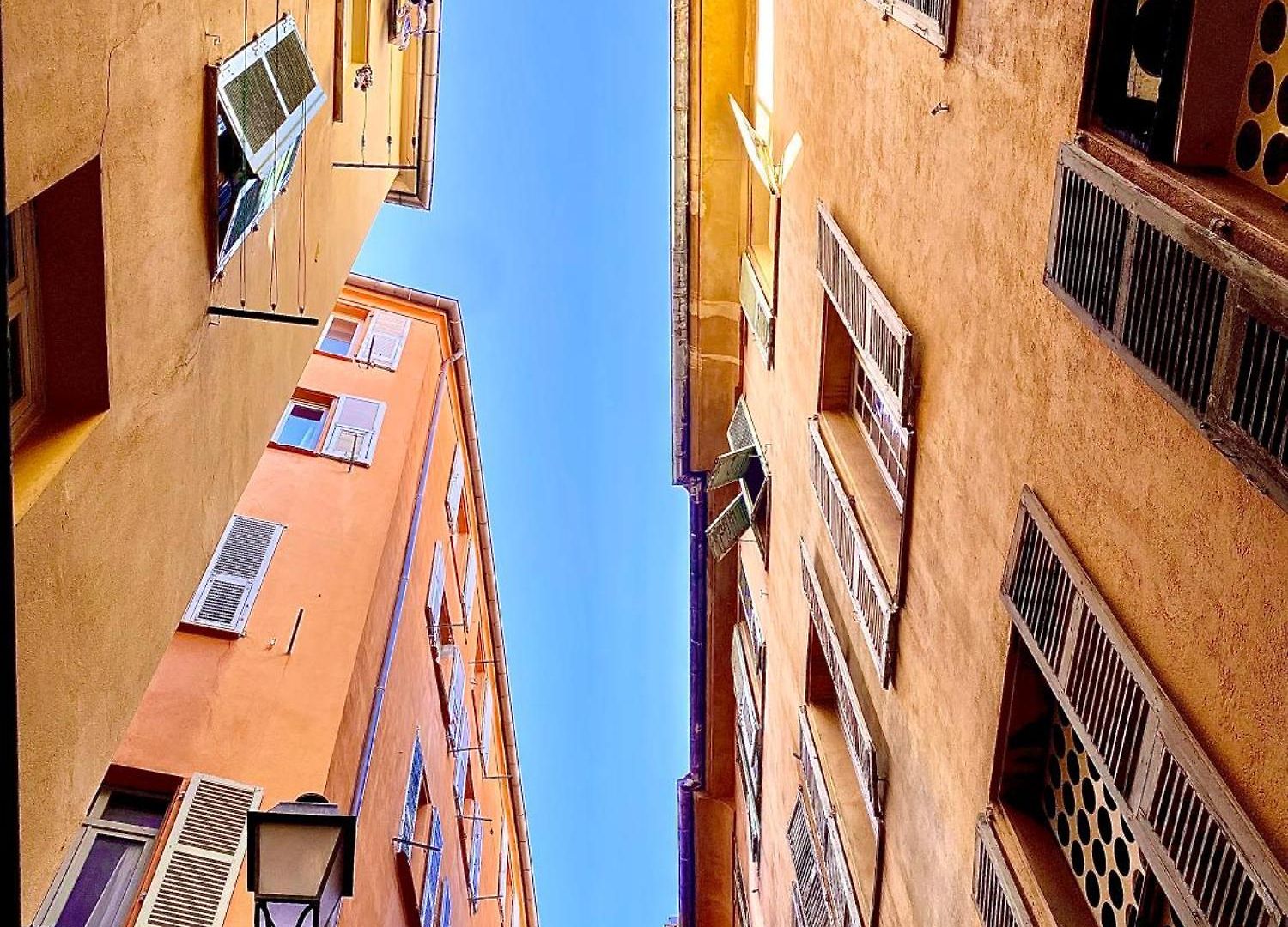 Appartement Avec Cinéma à 200m De La *