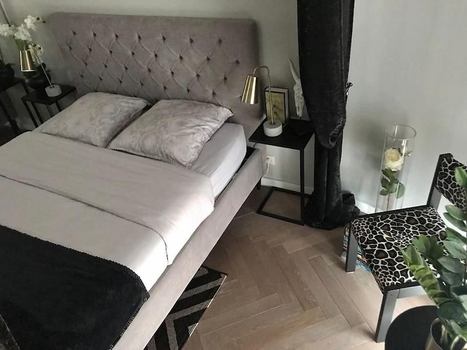 Apartment Stylish 4-star Cocoon With Terrace - Port Center *