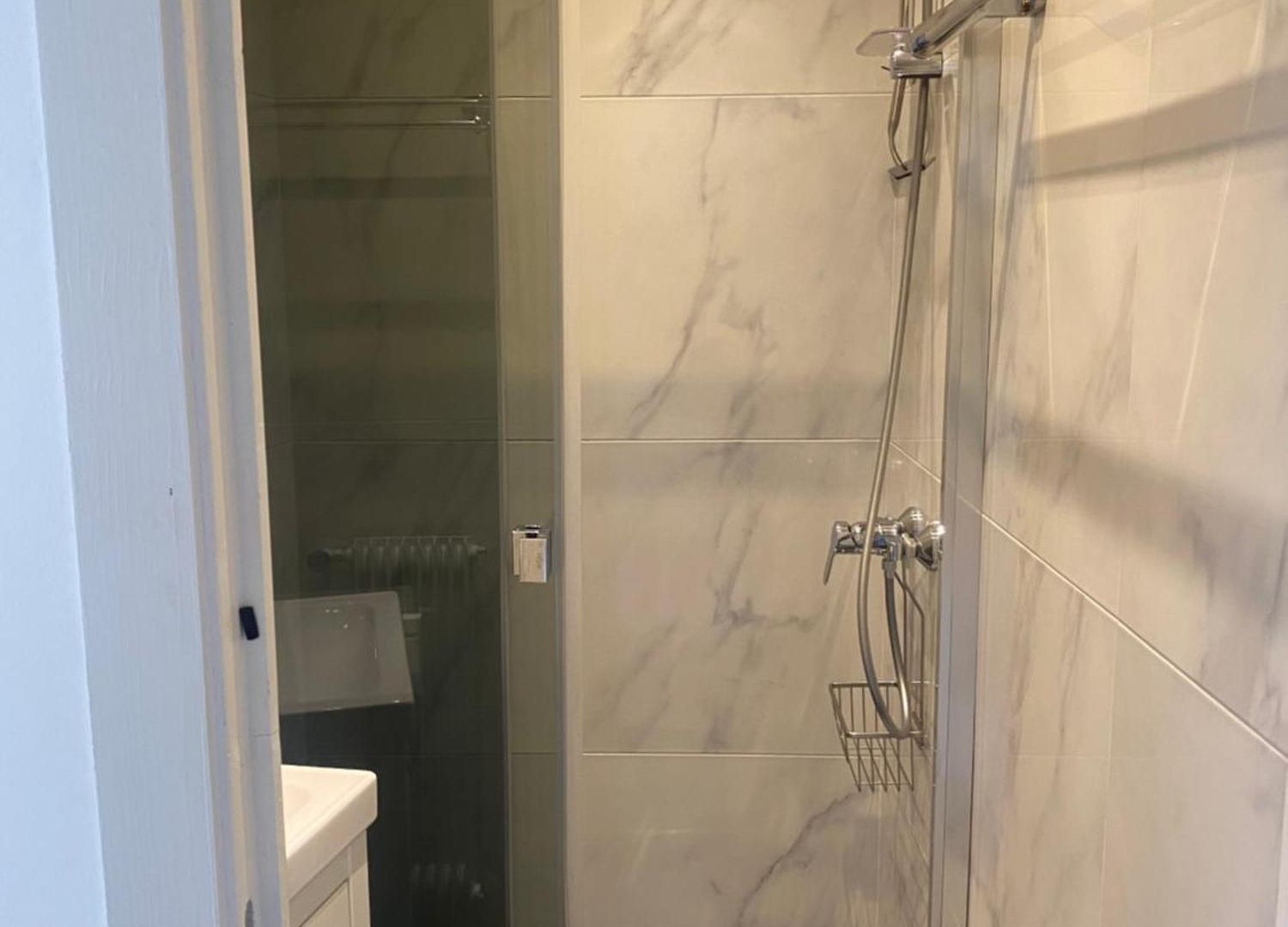 Mirela's Private With Key, Ac, Lift & Balcony In The Center Of On The Cote D'azur Nice