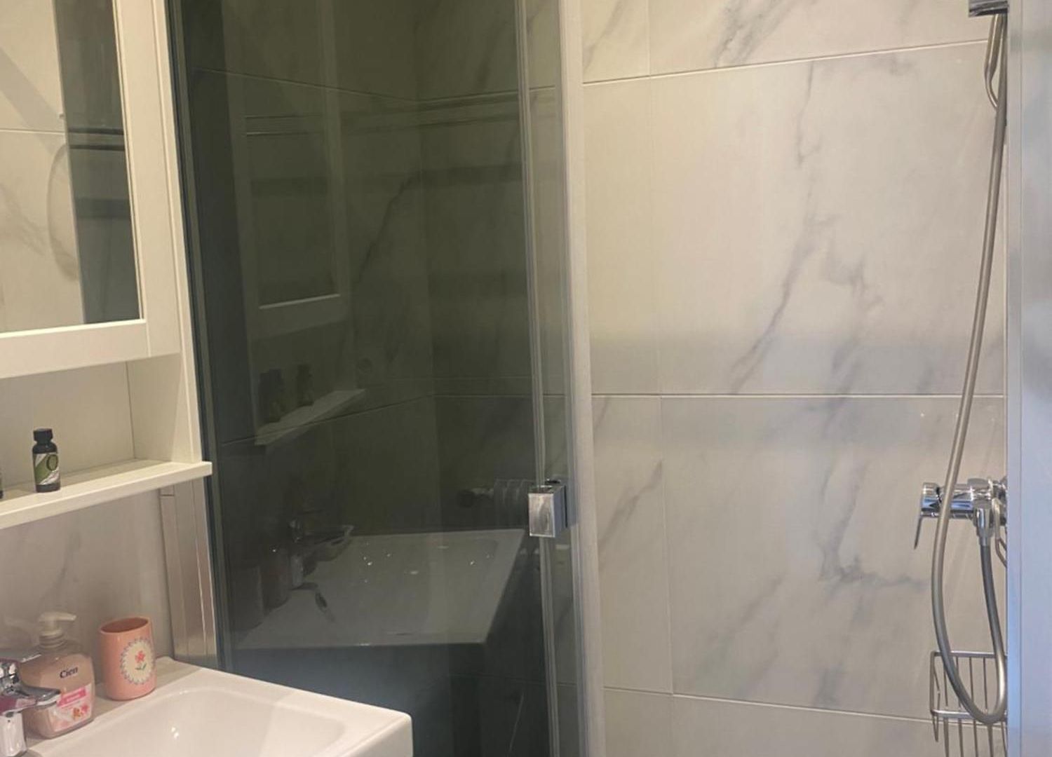 Séjour chez l'habitant Mirela's Private With Key, Ac, Lift & Balcony In The Center Of On The Cote D'azur *