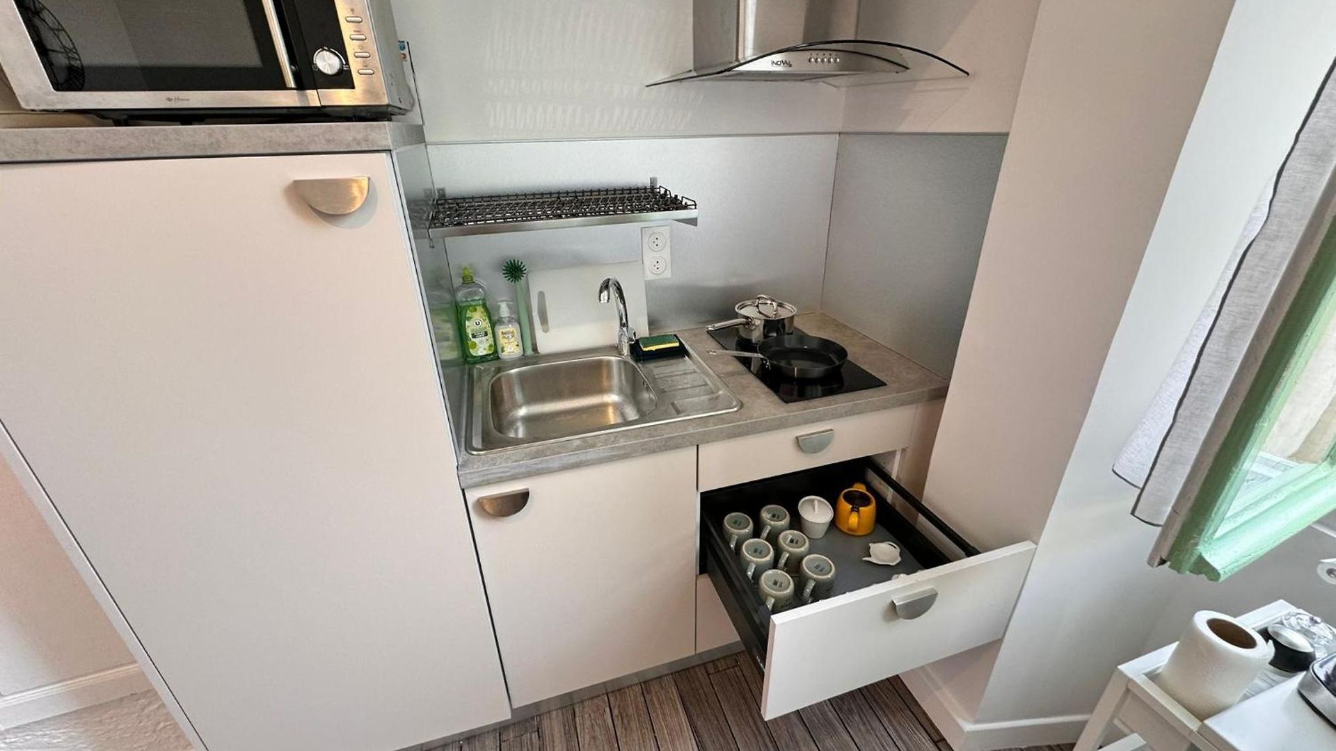 Appartement Carre D'or: Very Calm Cozy 2br, With Wi-fi Nice