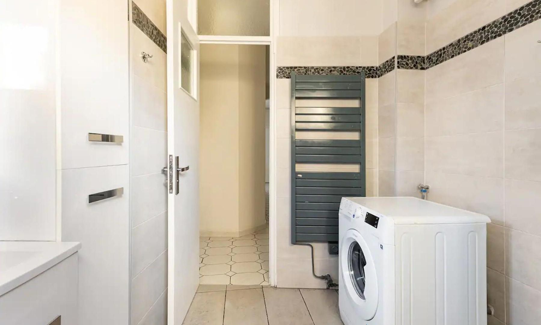 Notre Dame - Huge Sunny Modern 2br Flat - Terrace *