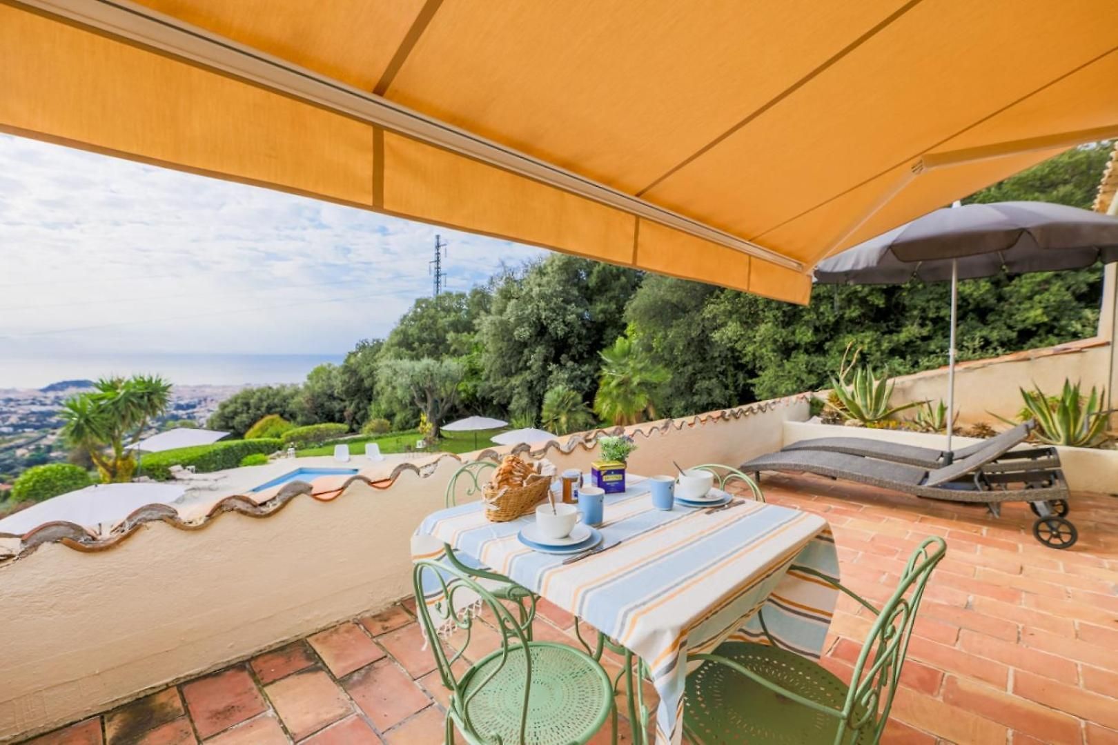 Lou Mas Soubran Vi2083 By Riviera Homes Villa