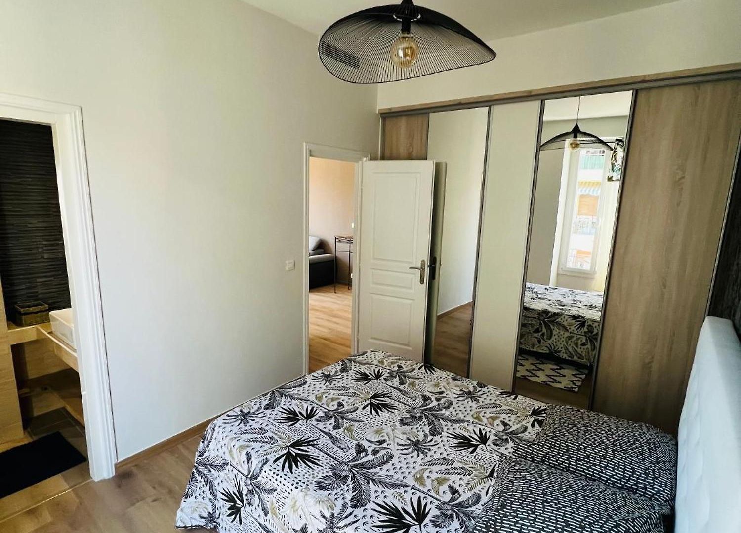 Appartement Joyau Rare Port De *