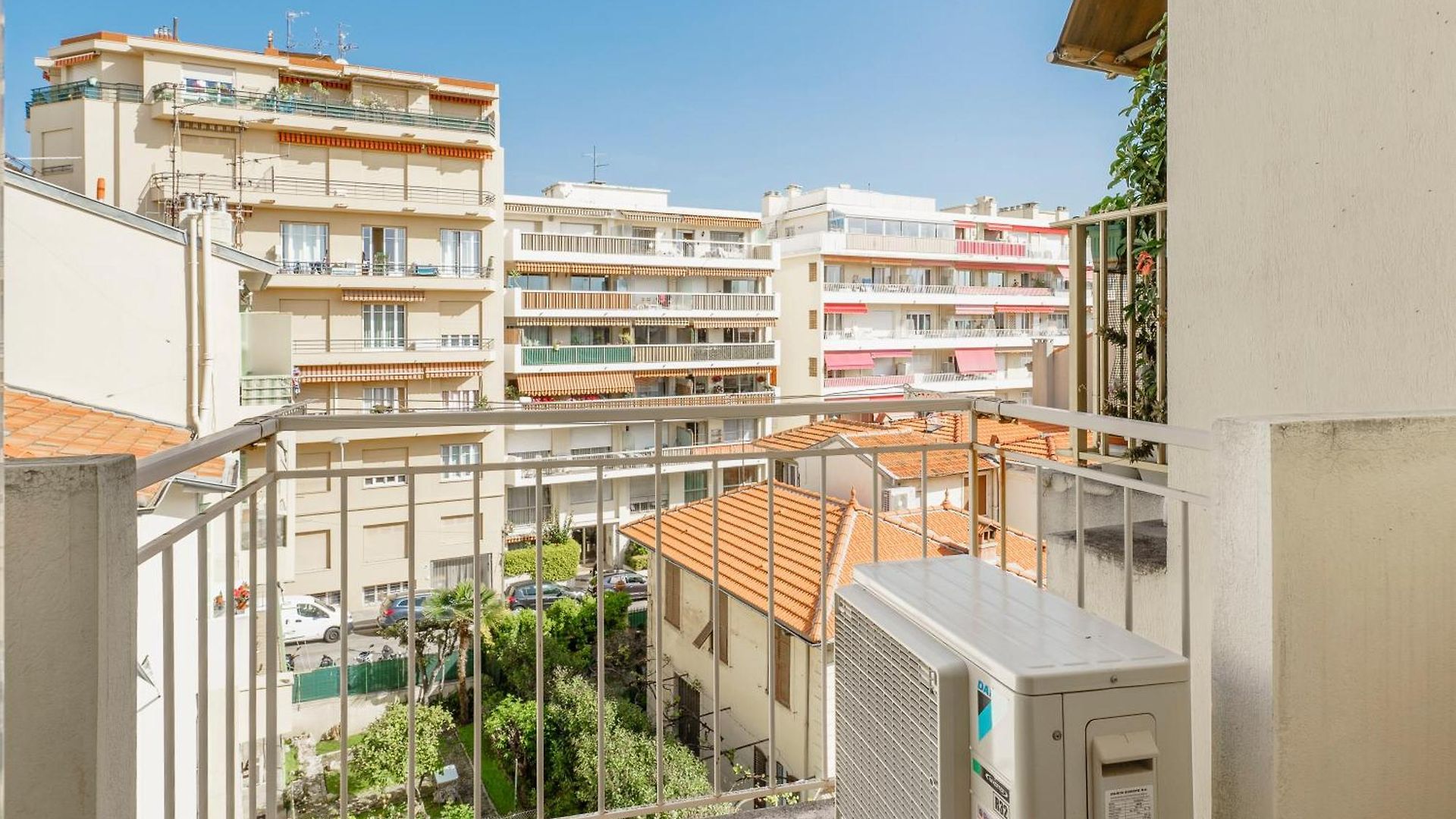 Terrasse Des Oliviers * Nice