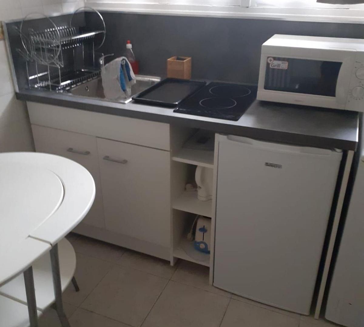 Appartement Centre- Small Pied-a-terre Near Beaches