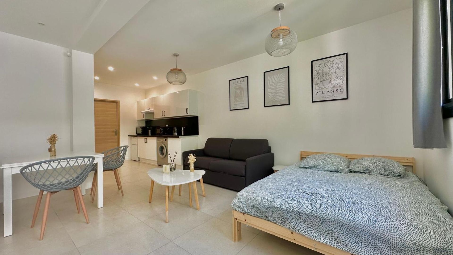 Grand Rénové Proche ! Appartement *