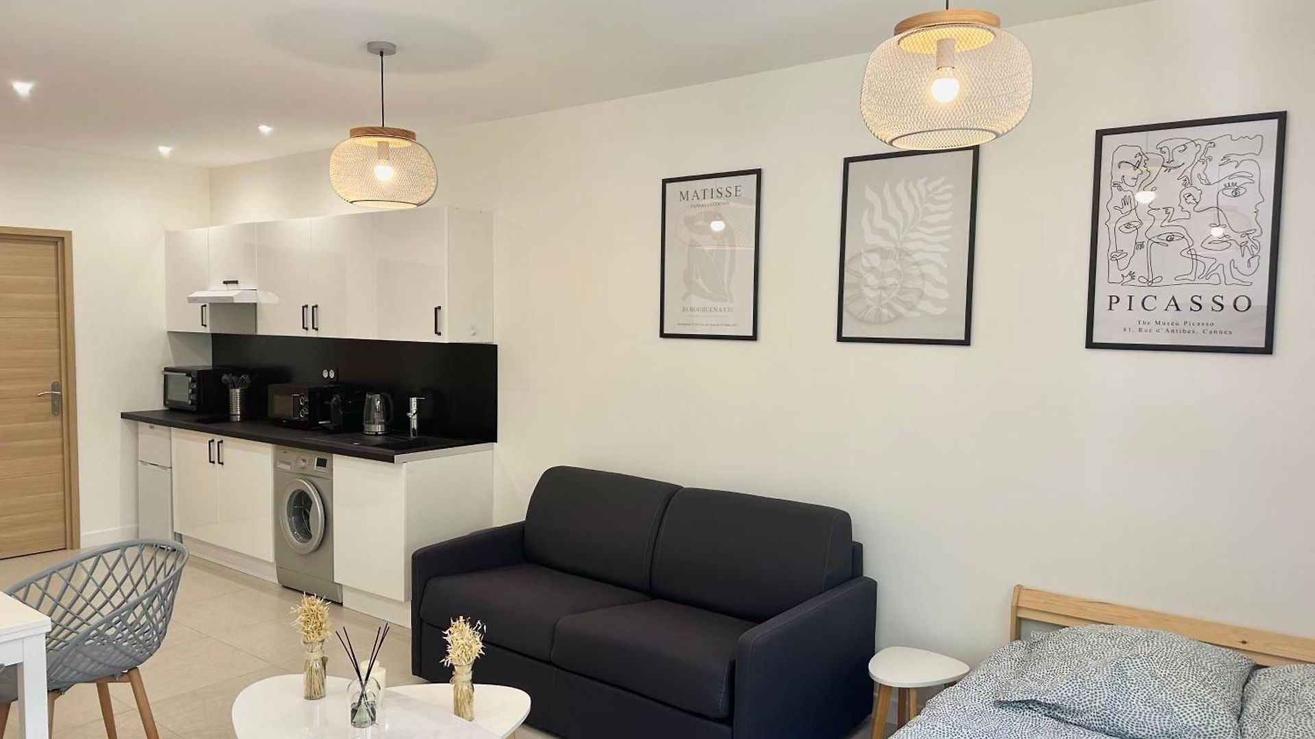 Appartement Grand Rénové Proche ! Nice