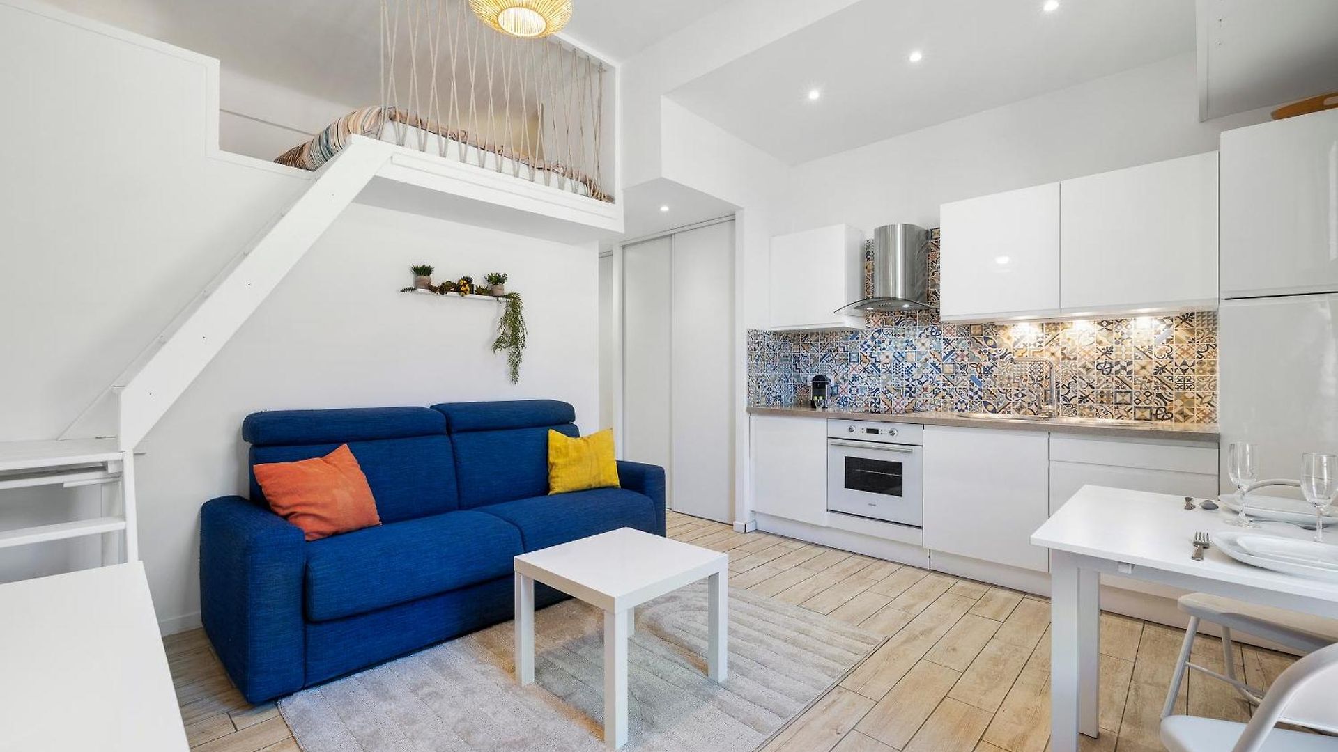 Renting - Gautier - Elegance Height Port & Castle Apartment Nice