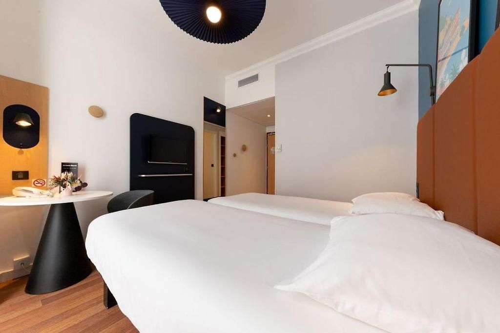 Ibis Centre Notre Dame 3*