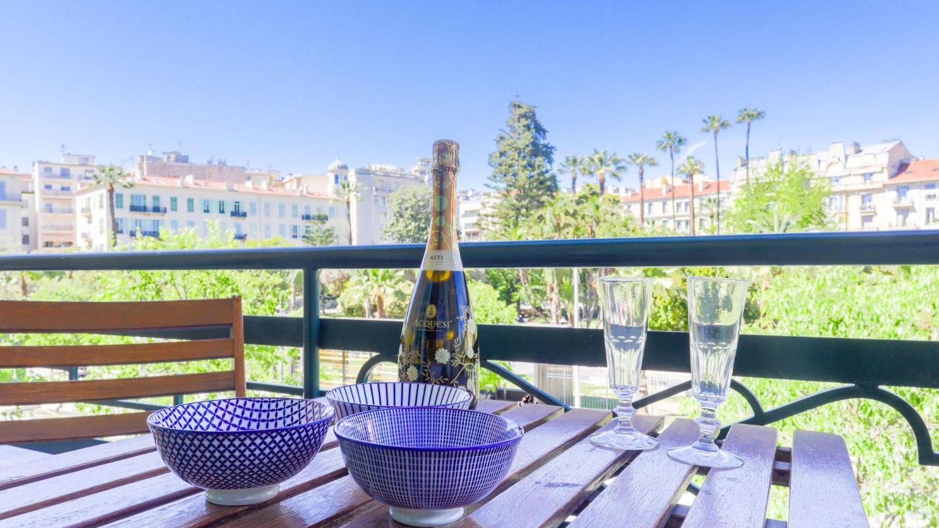 Apartment Le Victor Hugo By Interhome