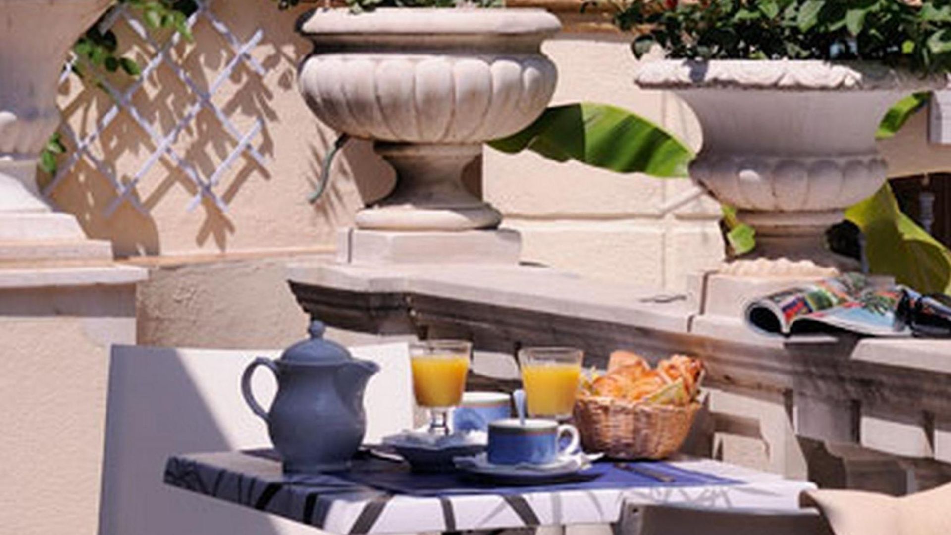 Hotel Saint Hubert 3*