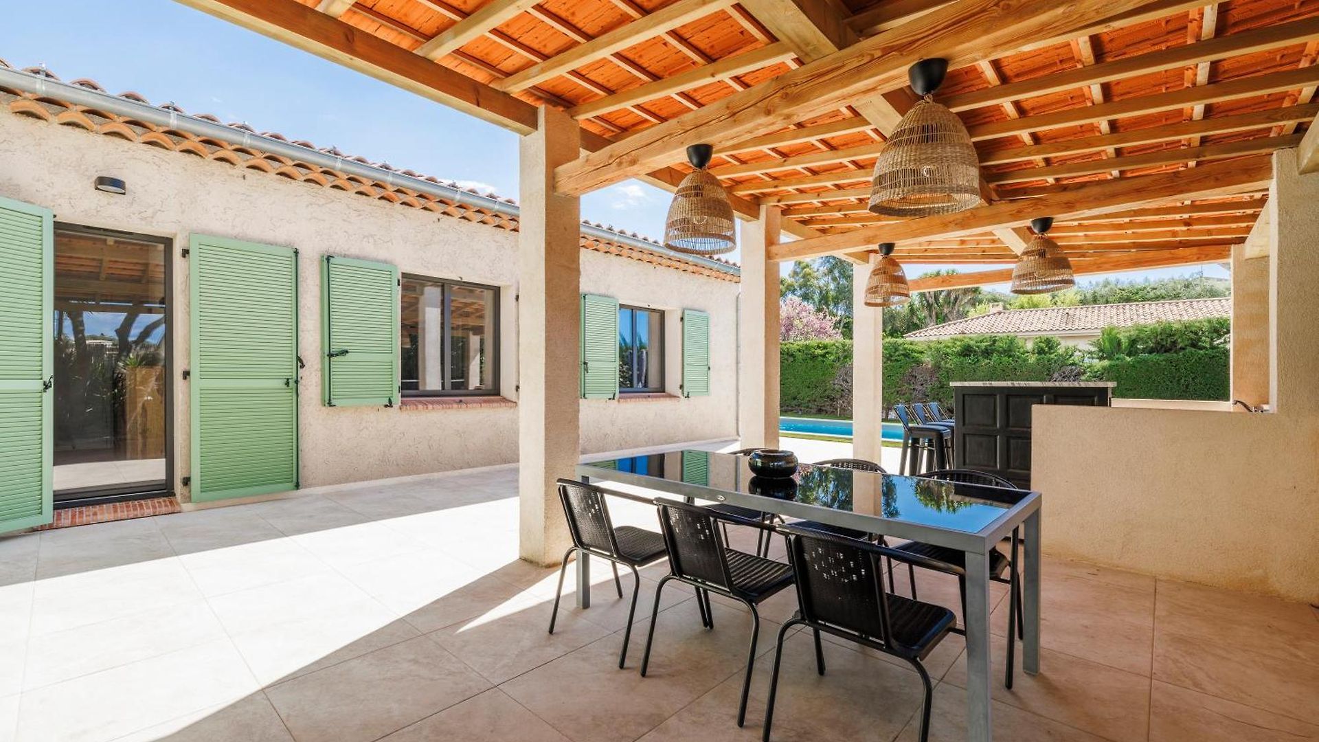 Renting - Bellet - Live A Dream Pool 3 Bedroom Garden Parking Nice