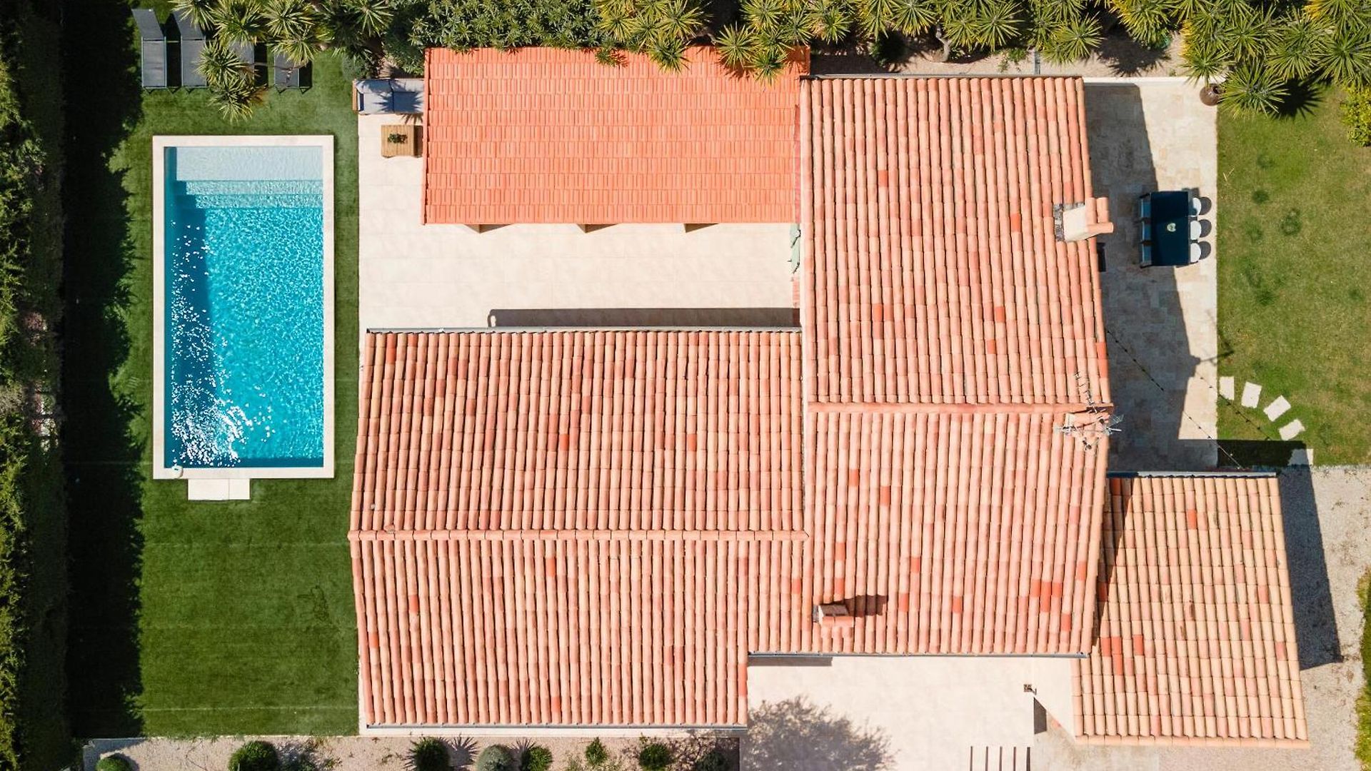 Renting - Bellet - Live A Dream Pool 3 Bedroom Garden Parking Nice