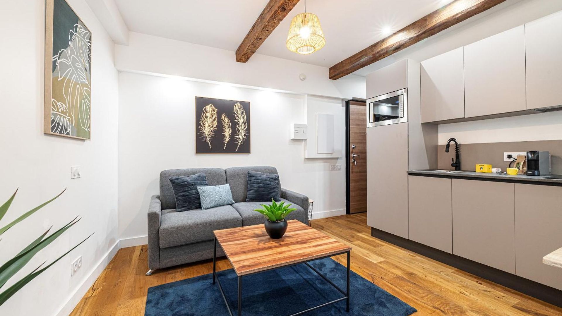 Appartement Pretty & Quiet In Port Area *