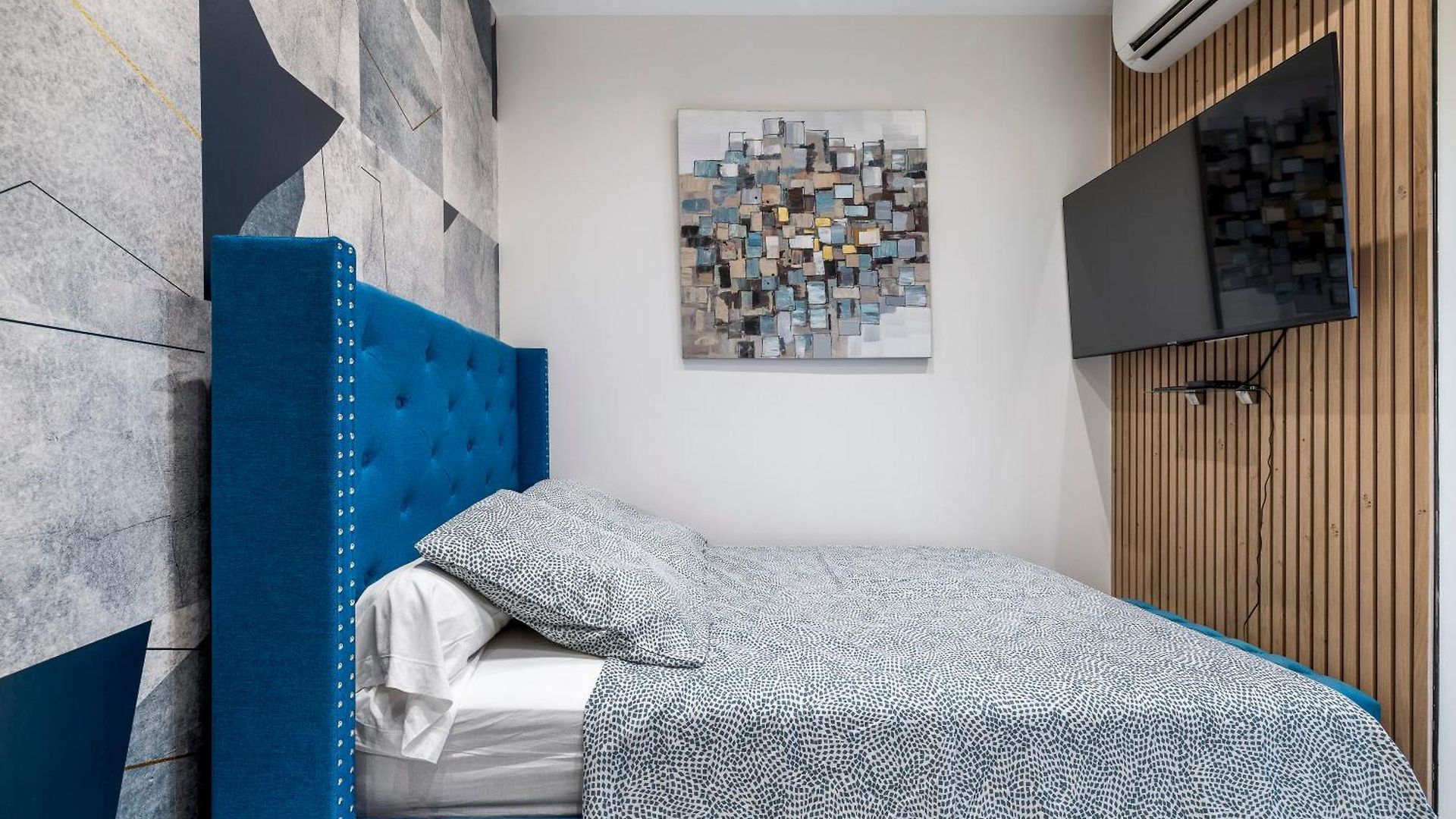 Renting - 5france - Luxe & Comfort Seafront Massena Nice