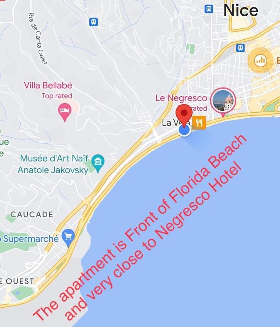 Beachfront And Sea View Entire 2 Crossing With Parking 4 Beds Two Double Bed And 2 Single Bed With 2 Sea View Balconies In Promenade Des Anglais Street 2 Bathroom 3 Wc With 40 Meters From The Beach With Perfect Air Conditioner Cooler *