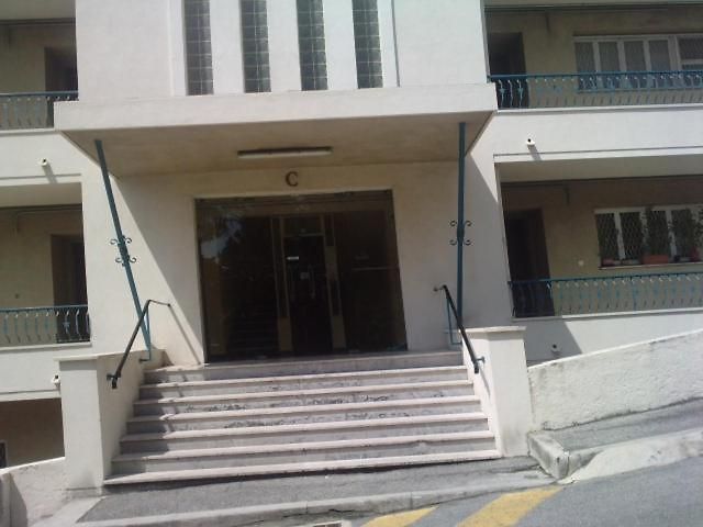 Centre- Small Pied-a-terre Near Beaches *