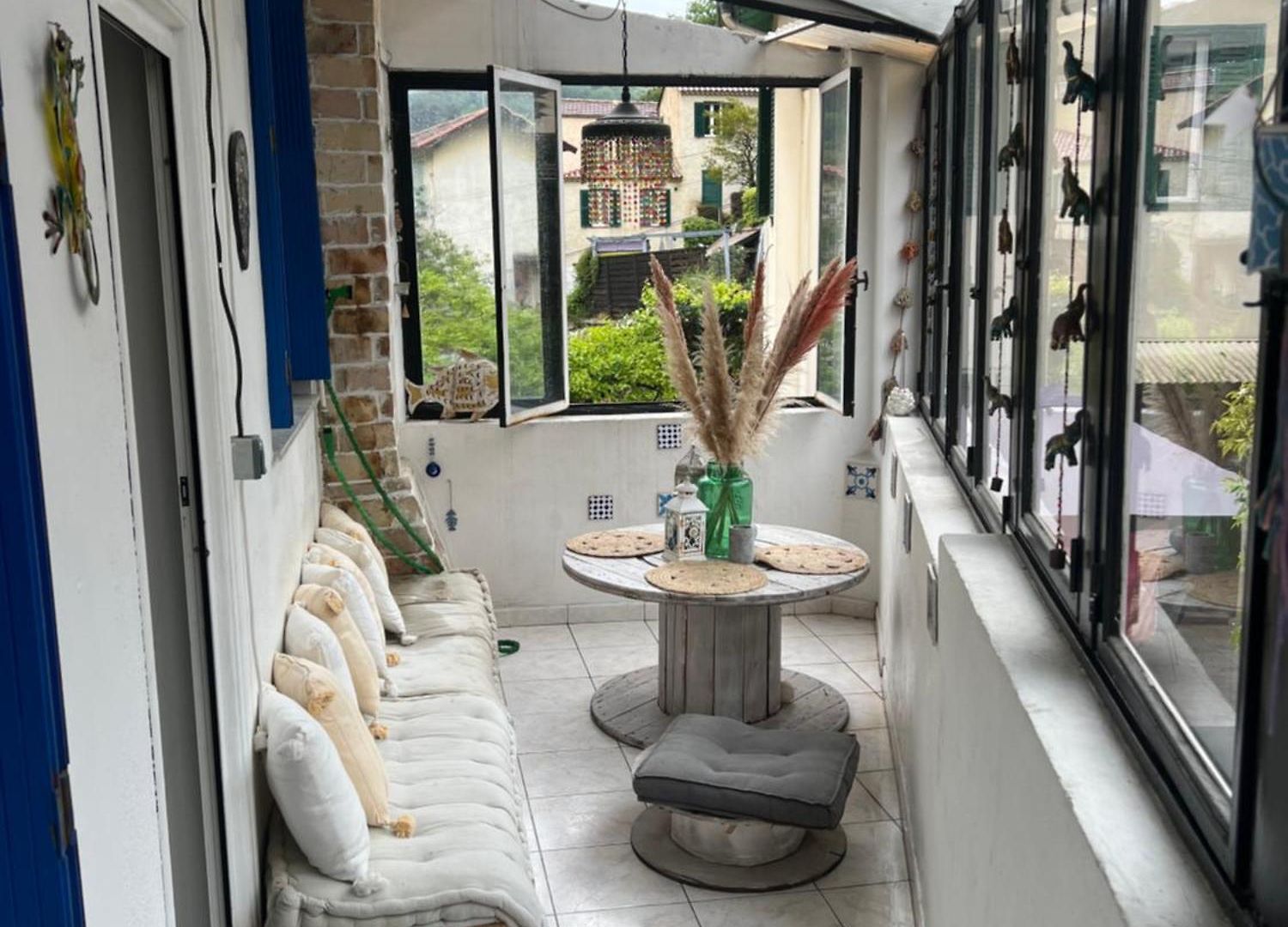 Appartement Duplex Quatre Pièces Avec Extérieur Déco Atypique - à 5 Minutes De La
