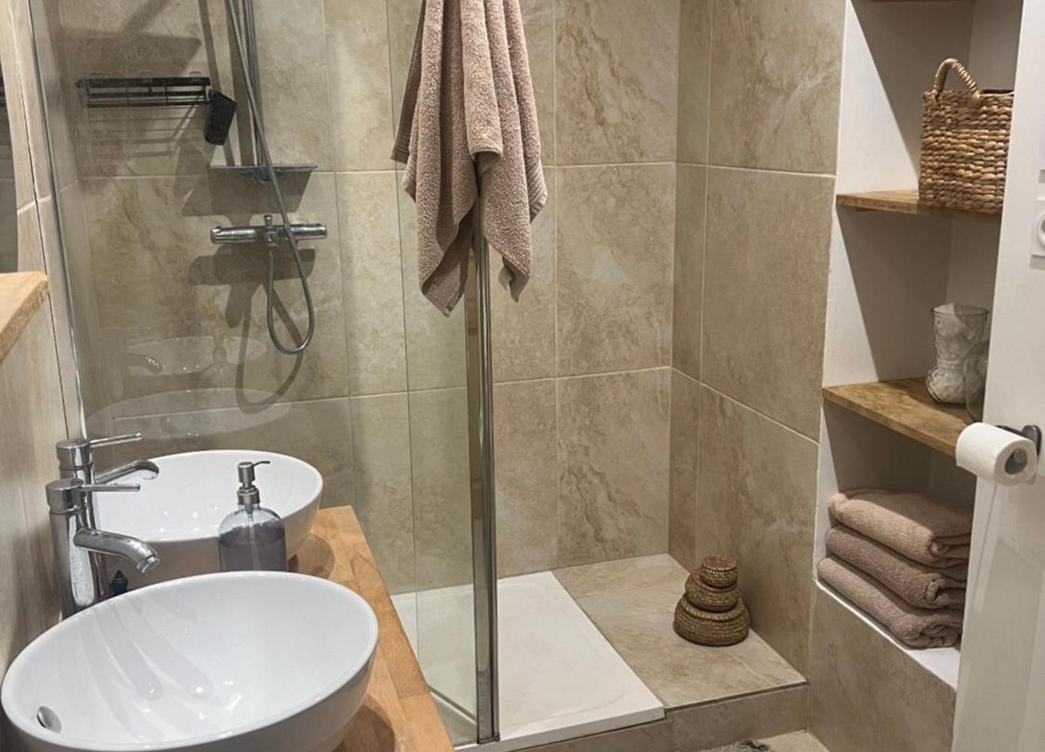 Duplex Quatre Pièces Avec Extérieur Déco Atypique - à 5 Minutes De La