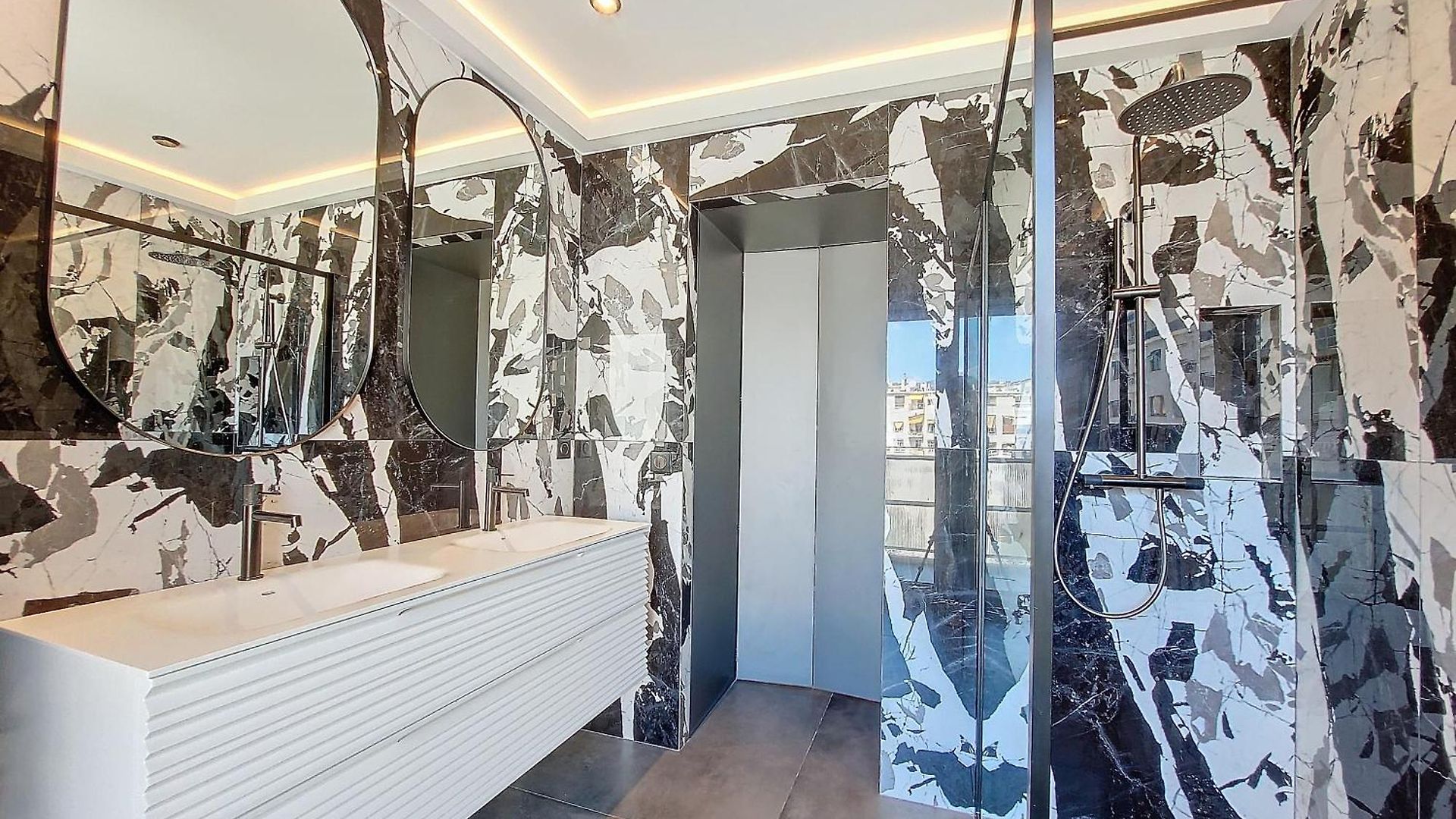 Appartement Nestor&jeeves - Le Royal Luxembourg - Sea View - Terrace